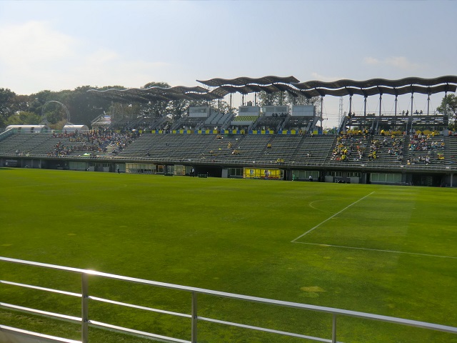 栃木県グリーンスタジアム サッカースタジアムの歩き方